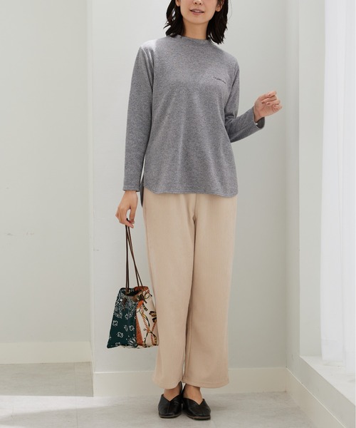 BELLUNA PLUS(ベルーナ)の「ロゴ刺しゅう裏起毛ニットソーチュニック(Tシャツ/カットソー・レディース・ピンク/ブルーグレー/杢グレー/ブラック・MEDIUM/X-LARGE/LARGE)」の12枚目の写真