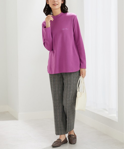 BELLUNA PLUS(ベルーナ)の「ロゴ刺しゅう裏起毛ニットソーチュニック(Tシャツ/カットソー・レディース・ピンク/ブルーグレー/杢グレー/ブラック・MEDIUM/X-LARGE/LARGE)」の16枚目の写真