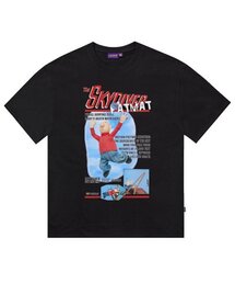 LAUGHER（ラファー）の「[PAT&MAT] スカイダイビングTシャツ - ブラック（Tシャツ/カットソー）」