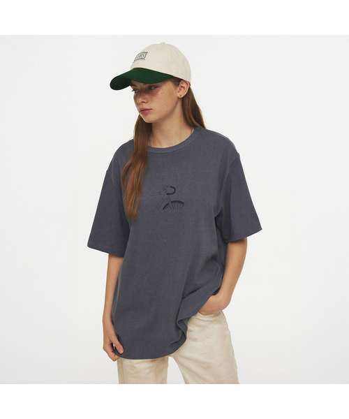 RMRN(アルエームアルエヌ)の「BICYLE PIGMENT T-SHIRT(Tシャツ/カットソー・レディース・ネイビー/チャコール・FREE)」の1枚目の写真