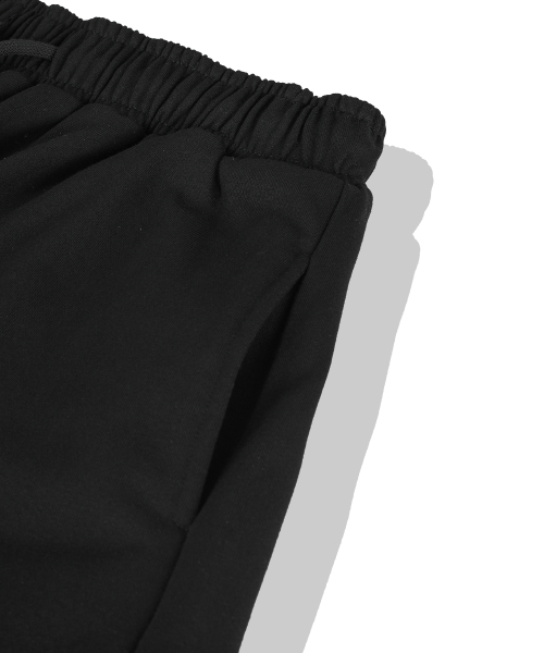 DRIX(ドリックス)の「マキシワイドスウェットバミューダショーツ_ブラック(その他パンツ・メンズ・その他・LARGE/X-LARGE)」の4枚目の写真
