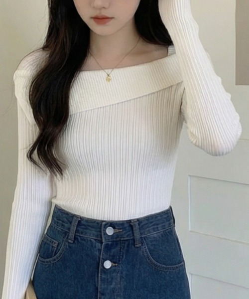 cammie(キャミー)の「スクエアネックリブニットトップス(ニット/セーター・レディース・ベージュ/ホワイト/ブラック/グレー・F)」の6枚目の写真