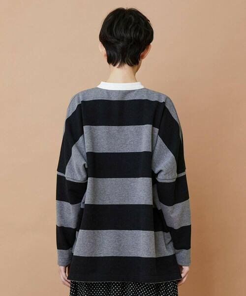 FRAPBOIS(フラボア)の「クルーボーダー カットソー(Tシャツ/カットソー・レディース・ブラック/ブルー・1/2)」の4枚目の写真