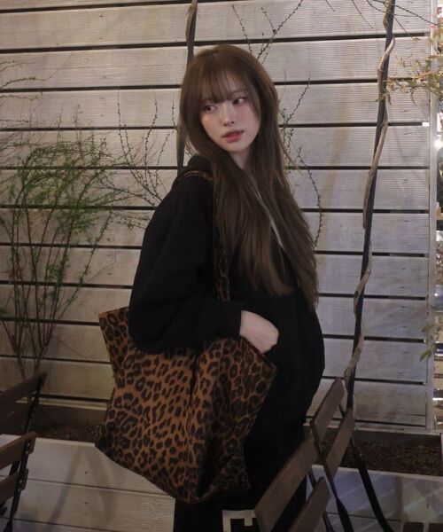 TUO（トゥオ）の「CARRIE LEOPARD GREY   ケリー レオパード グレー（ショルダーバッグ・レディース・その他・FREE）」の13枚目の写真