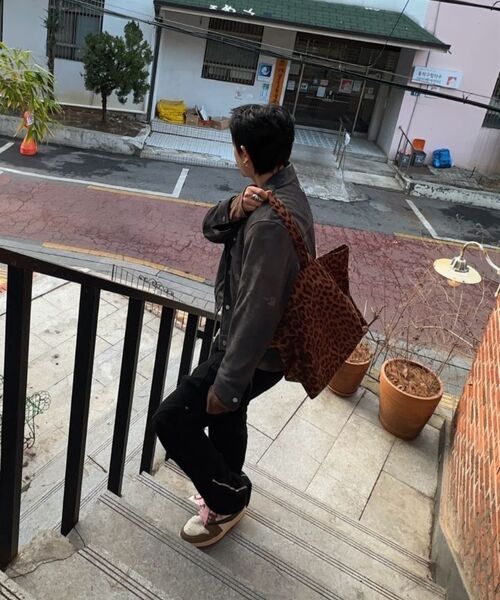 TUO（トゥオ）の「CARRIE LEOPARD GREY   ケリー レオパード グレー（ショルダーバッグ・レディース・その他・FREE）」の14枚目の写真