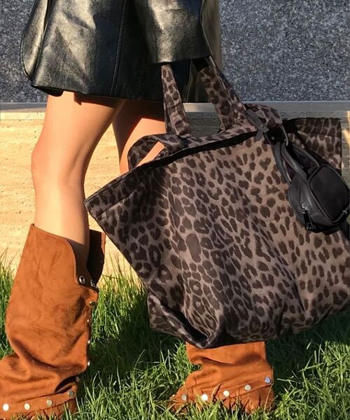 TUO（トゥオ）の「CARRIE LEOPARD GREY   ケリー レオパード グレー（ショルダーバッグ・レディース・その他・FREE）」の10枚目の写真