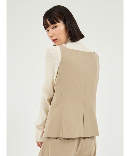 emmi(エミ)の「【セットアップ対応】ジレトップス(Tシャツ/カットソー・レディース・イエロー/オリーブ/グレー・0/1)」の5枚目の写真