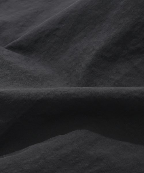 COFWI(コフウィー)の「リネンワイドツーピンタックパンツダークグレー(その他パンツ・メンズ・その他・1(S)/2(M)/0(XS)/3(L)/00(XXS))」の4枚目の写真