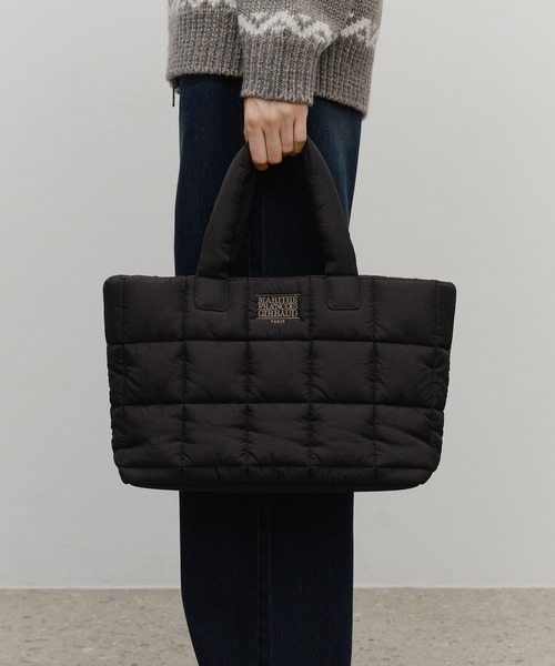 MARITHE + FRANCOIS GIRBAUD(マリテフランソワジルボー)の「CLASSIC LOGO PADDING TOTE BAG(ハンドバッグ・レディース・アイボリー/ベビーピンク/Black・フリー)」の4枚目の写真