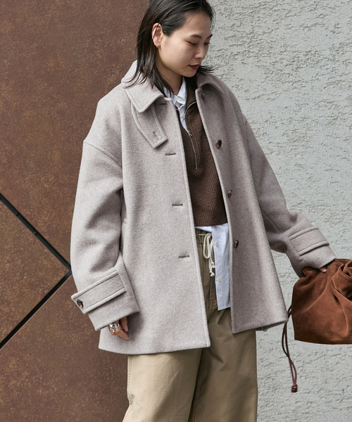 JOURNAL STANDARD(ジャーナルスタンダード)の「MANTECO ヘリンボン フレアバルカラーコート(ステンカラーコート・レディース・ベージュ/グレー・FREE)」の2枚目の写真