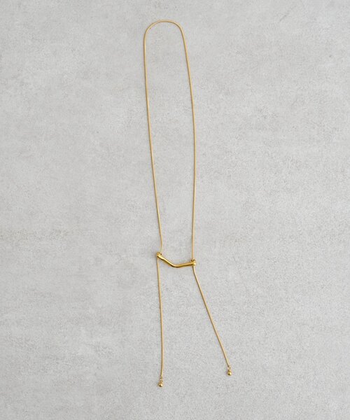 SHENERY（シーナリー）の「スネークウェーブネックレス（ネックレス・レディース・ゴールド/シルバー・FREE）」の2枚目の写真