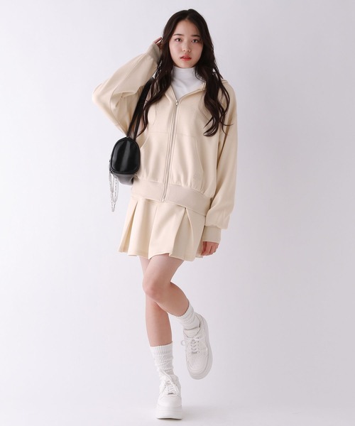 repipi armario（レピピ アルマリオ）の「ダンボールZIPフーディ－（パーカー・キッズ・アイボリー/ブラック/グレー・SMALL/MEDIUM/LARGE）」の14枚目の写真