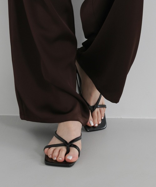 select MOCA（セレクトモカ）の「ワイドスクエアトングローヒールサンダル（サンダル・レディース・ブラック・SMALL/MEDIUM/LARGE）」の12枚目の写真