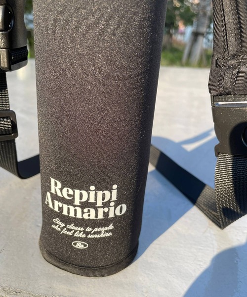 repipi armario(レピピ アルマリオ)の「2WAYシルキーボトルショルダー(水筒・キッズ・ブラック/ブルー/パープル・ONE SIZE)」の5枚目の写真