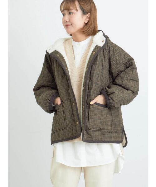 Samansa Mos2（サマンサ モスモス）の「リバーシブルボアブルゾン（ブルゾン・レディース・カーキ/ブラック/グリーン/キナリ・F）」の4枚目の写真