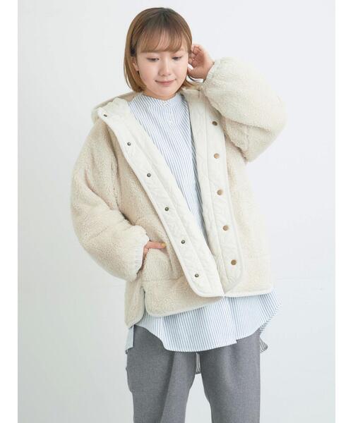 Samansa Mos2（サマンサ モスモス）の「リバーシブルボアブルゾン（ブルゾン・レディース・カーキ/ブラック/グリーン/キナリ・F）」の2枚目の写真