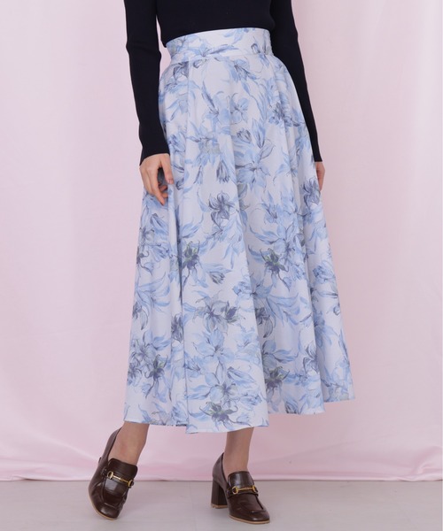 JILL by JILL STUART（ジルバイジルスチュアート）の「シアーアートフラワープリントスカート（スカート・レディース・ホワイト系その他/ブルー系その他/ピンク系その他・FREE）」の4枚目の写真