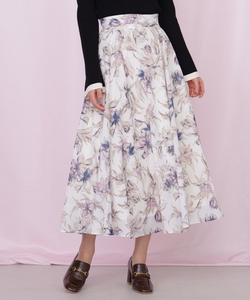 JILL by JILL STUART（ジルバイジルスチュアート）の「シアーアートフラワープリントスカート（スカート・レディース・ホワイト系その他/ブルー系その他/ピンク系その他・FREE）」の8枚目の写真