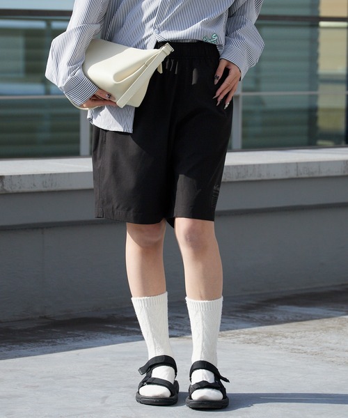 WILD THINGS(ワイルドシングス)の「WILD THINGS/ワイルドシングス BASE SHORTS ブランドロゴ イージーショーツ 2026年春夏(その他パンツ・メンズ・ブラック/グレー・M/L/XL)」の2枚目の写真