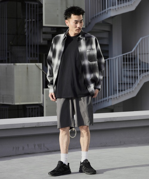 WILD THINGS(ワイルドシングス)の「WILD THINGS/ワイルドシングス BASE SHORTS ブランドロゴ イージーショーツ 2026年春夏(その他パンツ・メンズ・ブラック/グレー・M/L/XL)」の16枚目の写真