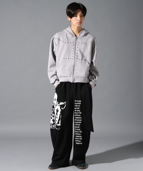 LAND MUSEUM（ランドミュージアム）の「LAND MUSEUM／ショートスタッズジップパーカー（パーカー・メンズ・ブラック/グレー・MEDIUM/LARGE）」の3枚目の写真