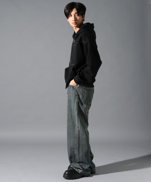 LAND MUSEUM（ランドミュージアム）の「LAND MUSEUM／ショートスタッズジップパーカー（パーカー・メンズ・ブラック/グレー・MEDIUM/LARGE）」の11枚目の写真