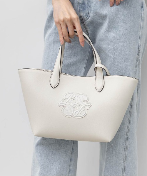 RANDA（ランダ）の「2WAY ポーチ付きモノグラムエンボストートバッグ（トートバッグ・レディース・ブラック/アイボリー/グレー・FREE）」の10枚目の写真