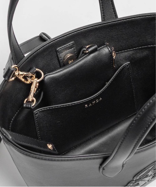 RANDA（ランダ）の「2WAY ポーチ付きモノグラムエンボストートバッグ（トートバッグ・レディース・ブラック/アイボリー/グレー・FREE）」の18枚目の写真