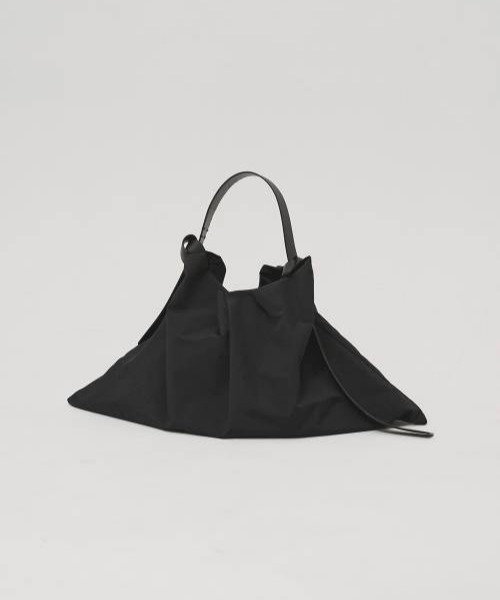 TODAYFUL(トゥデイフル)の「【TODAYFUL/トゥデイフル】Leatherbelt Shoulder Bag/レザーベルトショルダーバッグ(ショルダーバッグ・レディース・ブラック/ベージュ・FREE)」の7枚目の写真