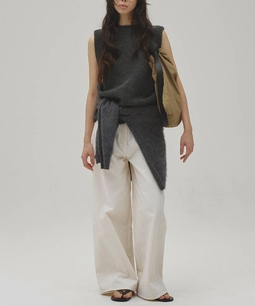 TODAYFUL(トゥデイフル)の「【TODAYFUL/トゥデイフル】Leatherbelt Shoulder Bag/レザーベルトショルダーバッグ(ショルダーバッグ・レディース・ブラック/ベージュ・FREE)」の10枚目の写真