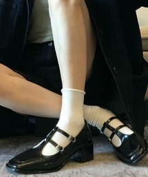 Sibra（シブラ）の「ダブルベルト スクエアトゥ パンプス（パンプス）」