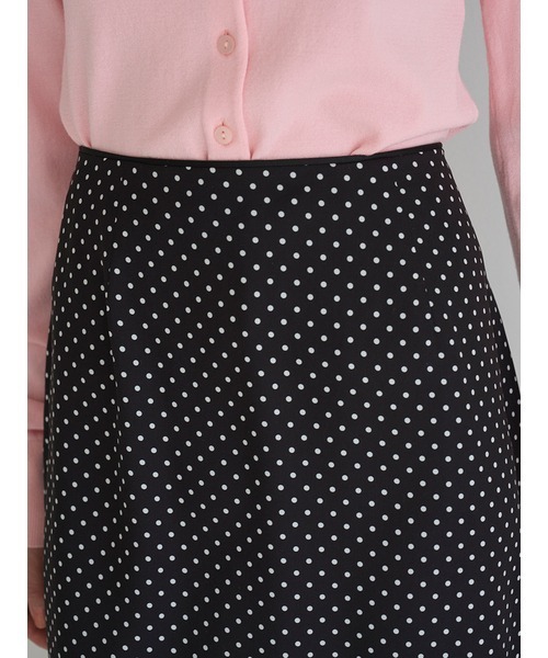 SNIDEL(スナイデル)の「フリルディテールミディスカート(スカート・レディース・ドット/ブラック・0/1)」の11枚目の写真