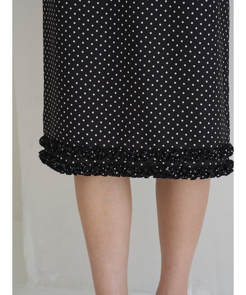 SNIDEL(スナイデル)の「フリルディテールミディスカート(スカート・レディース・ドット/ブラック・0/1)」の13枚目の写真