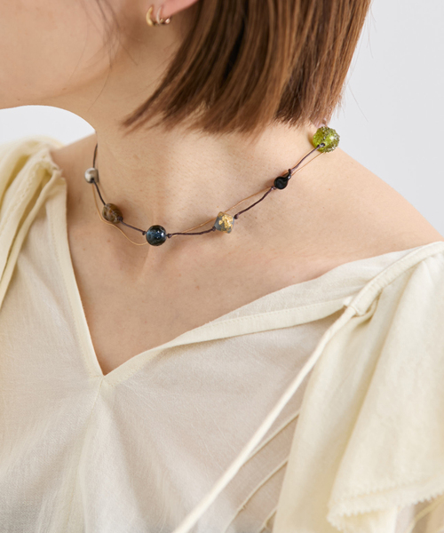 IENA（イエナ）の「Sisi Joia/シシジョイア 別注 EX ストーンネックレス（ネックレス・レディース・ブラウン/ライトグレー/ブラック/ベージュ・FREE）」の7枚目の写真