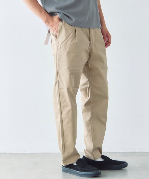 UNIVERSAL OVERALL(ユニバーサルオーバーオール)の「UNIVERSAL OVERALL Adictive TUCK TAPERD(その他パンツ・メンズ・チャコール/ブラック/ベージュ・32inch/30inch/34inch)」の21枚目の写真