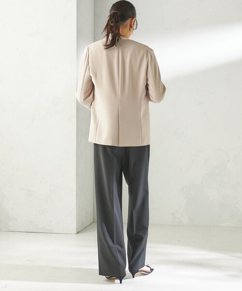 SHIPS（シップス）の「〈接触冷感 / UVカット〉Refinel カラーレス ジャケット（セレモニー対応可）（ノーカラージャケット・レディース・ベージュ系/アイボリー/ネイビー・40/38/36/34）」の14枚目の写真