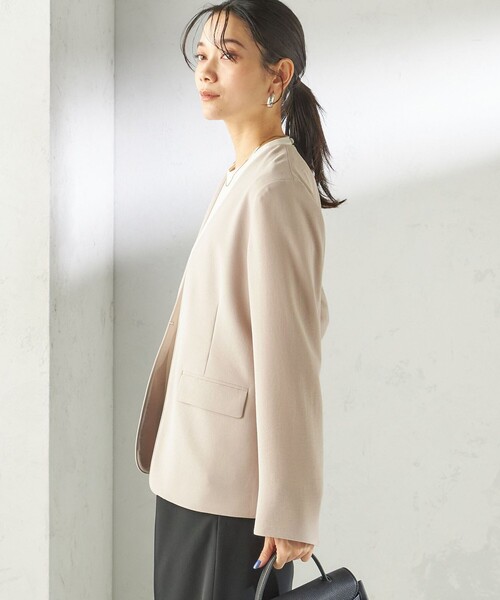 SHIPS（シップス）の「〈接触冷感 / UVカット〉Refinel カラーレス ジャケット（セレモニー対応可）（ノーカラージャケット・レディース・ベージュ系/アイボリー/ネイビー・40/38/36/34）」の18枚目の写真