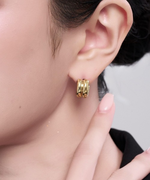 Lyvi(ライビィ)の「Dewy Bold Pierce / 金属アレルギー対応(ピアス(両耳用)・レディース・シルバー/ゴールド・FREE)」の2枚目の写真