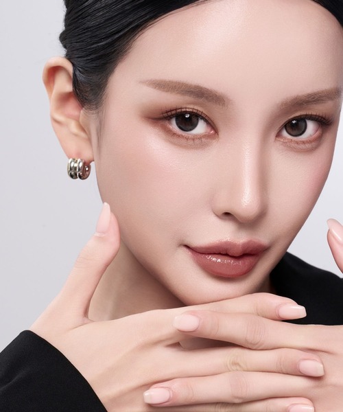 Lyvi(ライビィ)の「Dewy Bold Pierce / 金属アレルギー対応(ピアス(両耳用)・レディース・シルバー/ゴールド・FREE)」の8枚目の写真
