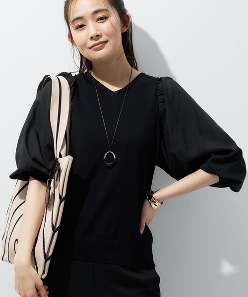 INDIVI(インディヴィ)の「【洗える/袖丈調整可能】シャツコンビニット(ニット/セーター・レディース・ブラック/ブラウン系その他/ライトイエロー系/ホワイト・38)」の2枚目の写真