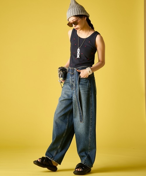 GEVS.（ジェイヴィス）の「星刺しゅうテレコタンクトップ＜大きいサイズ有＞GEVS.（キャミソール・レディース・オフホワイト/ブラック/ネイビー・M/L/LL/3L/4L/5L）」の6枚目の写真