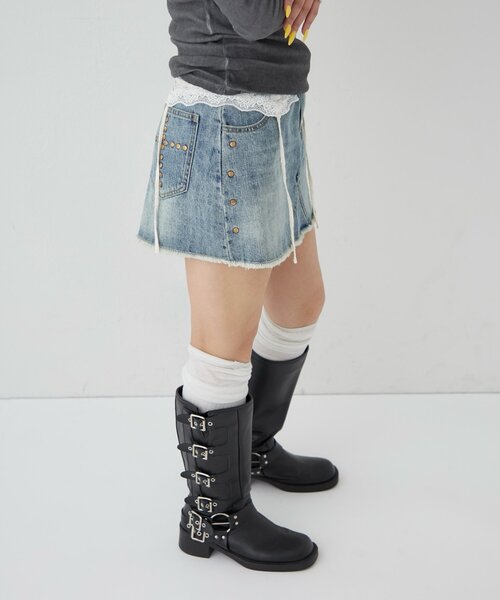 WHO'S WHO gallery（フーズフーギャラリー）の「スタッズデニムミニスカート（デニムスカート・レディース・サックスブルー/ネイビー・SMALL/MEDIUM）」の5枚目の写真