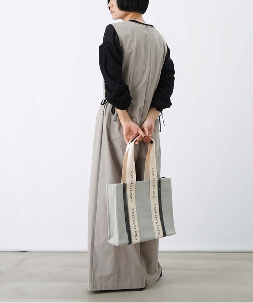 LUCA/LADY LUCK LUCA（ルカ/レディラックルカ）の「LC/LLL タックスカートライクサロペットパンツ（サロペット/オーバーオール・レディース・ライトベージュ/グレー・FREE）」の4枚目の写真