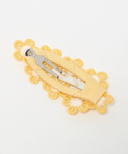 green label relaxing(グリーンレーベルリラクシング)の「<Rockahula Kids>Crochet Flower ヘアクリップ / キッズ(バレッタ/ヘアクリップ・キッズ・イエロー・FREE)」の3枚目の写真