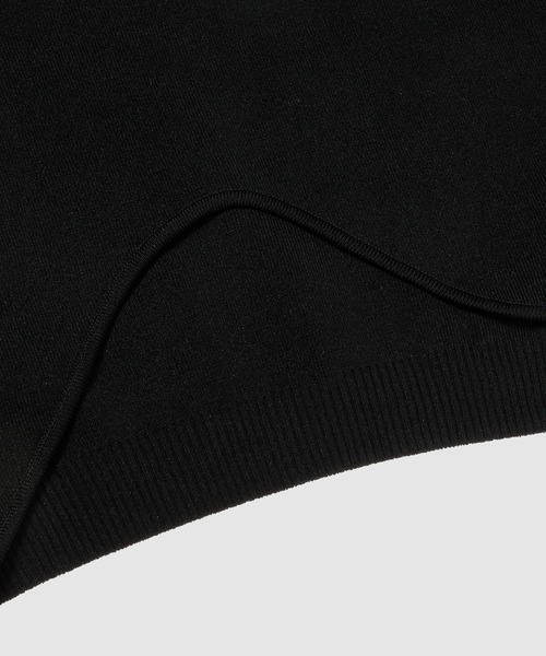 TAN(タン)の「CURVED HEM KNIT TOPS(ニット/セーター・レディース・ブラック/アイボリー・FREE)」の9枚目の写真