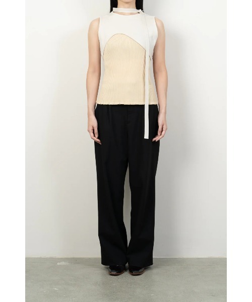 TAN(タン)の「CURVED HEM KNIT TOPS(ニット/セーター・レディース・ブラック/アイボリー・FREE)」の4枚目の写真