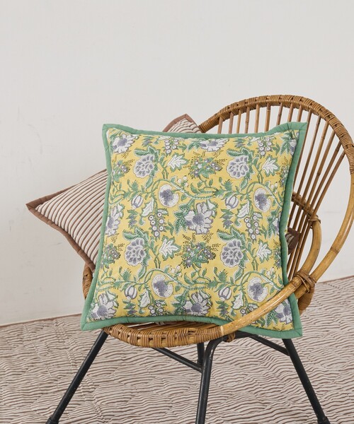 collex（コレックス）の「【26SS新色】ブロックプリント キルトクッションカバー 45×45（クッション/クッションカバー・レディース・イエロー/ブラウン・フリー）」の4枚目の写真