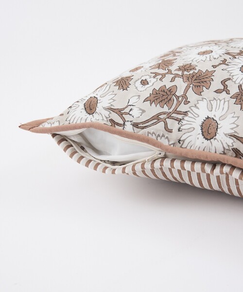 collex（コレックス）の「【26SS新色】ブロックプリント キルトクッションカバー 45×45（クッション/クッションカバー・レディース・イエロー/ブラウン・フリー）」の15枚目の写真