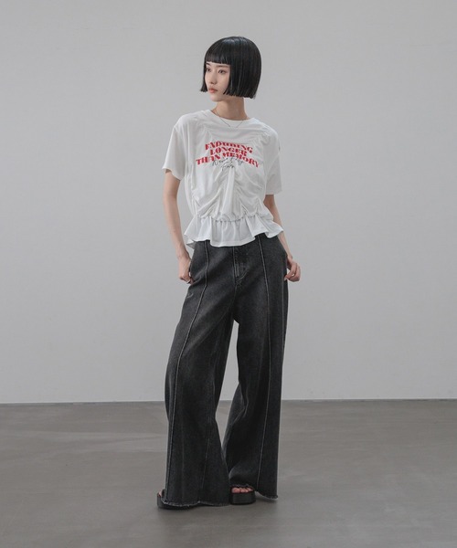 LOWRYS FARM(ローリーズファーム)の「シャーリングプリントTEE 668086(Tシャツ/カットソー・レディース・ホワイト/ブラウン/ブラック・FREE)」の22枚目の写真