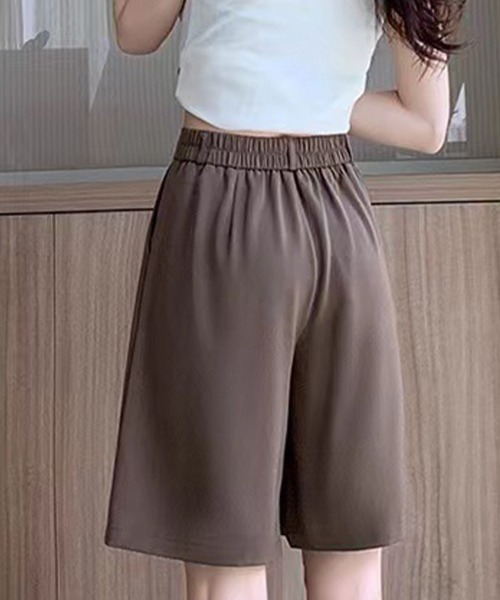 mielu（ミエル）の「タックハーフパンツ（その他パンツ・レディース・ベージュ/ブラック・LARGE/MEDIUM）」の8枚目の写真
